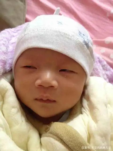 宝宝出生像"外星人",遭全家嫌弃,3个月后成功逆袭成"团宠"