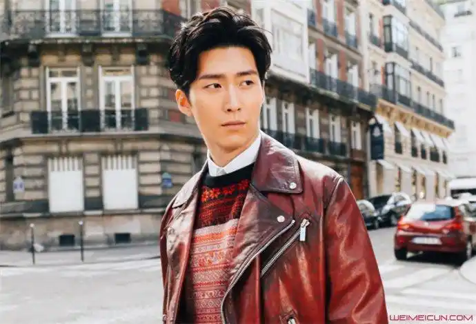 窦骁乔任梁照片对比相似度高 两人神撞脸真是匪夷所思