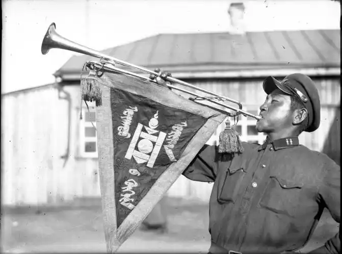 组图二战时全苏械装备的蒙古军队