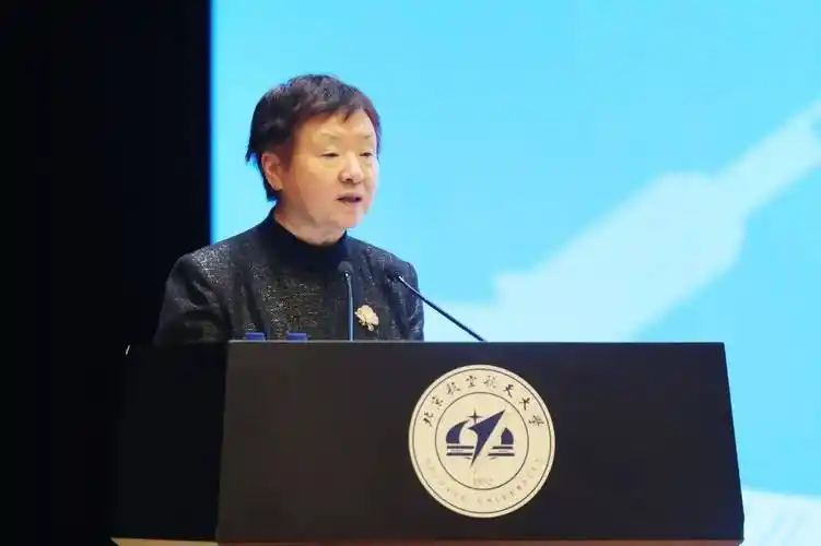 管理学院院长范英,化学学院院长刘明杰,前沿科学技术创新研究院教授