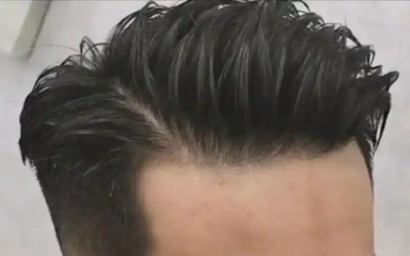 男生发型最帅的经典二八分纹理烫纹理烫