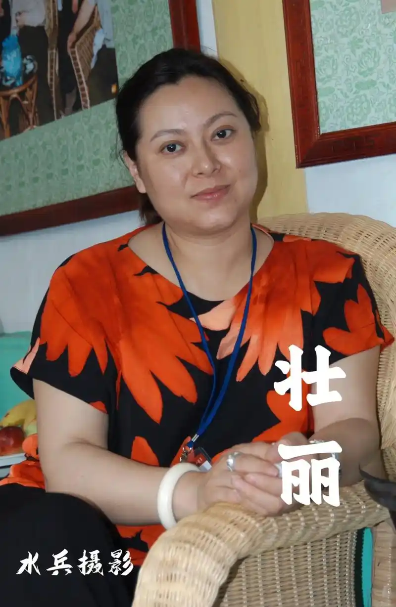 水兵摄影:中国内地女演员,经纪人-壮丽.【壮丽简介选自网络】 - 抖音