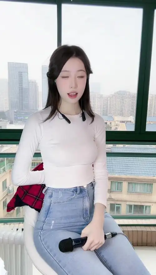 抖音_性感女人金玛丽_240208_143845