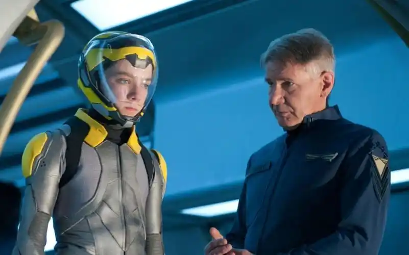 美国电影安德的游戏桌面壁纸第5张