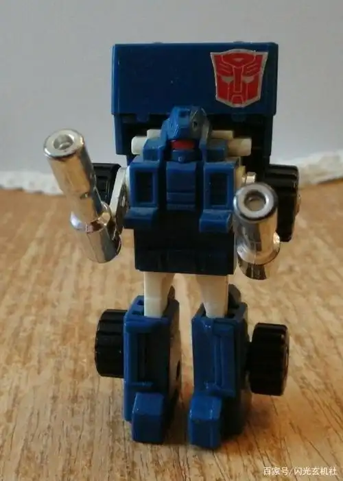 变形金刚g1-汽车人管子