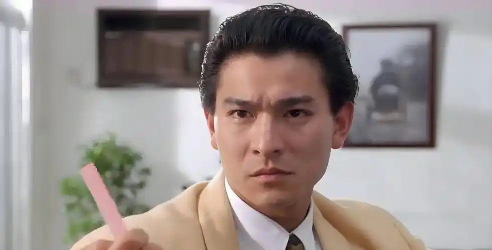 姐姐把他带大,成名后与其断绝关系,知道原因后,都觉得他做得对_刘德华