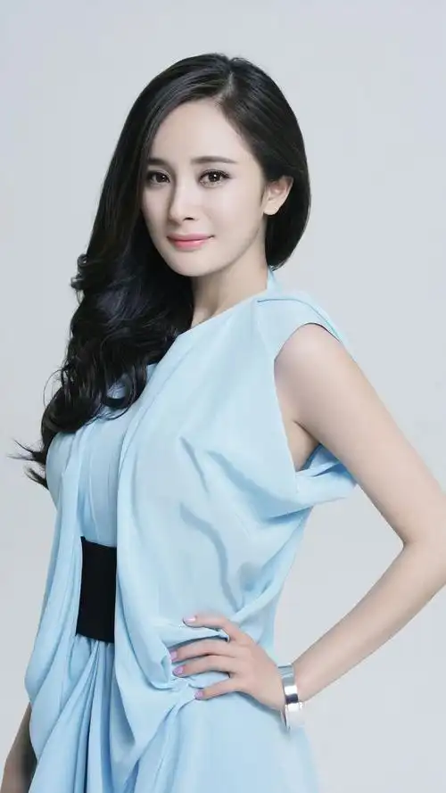 外形漂亮可爱的杨幂