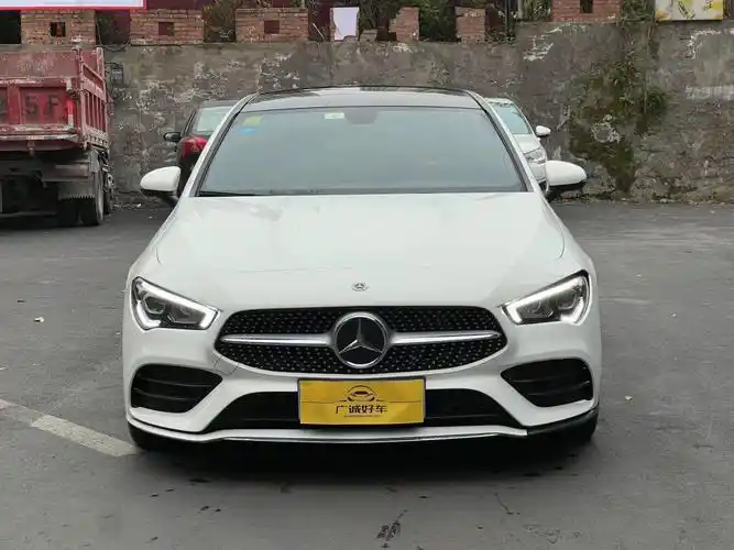 忍痛割爱,低价售卖,奔驰 2020款 cla 200,21年7月上牌,行驶4万公_奔驰