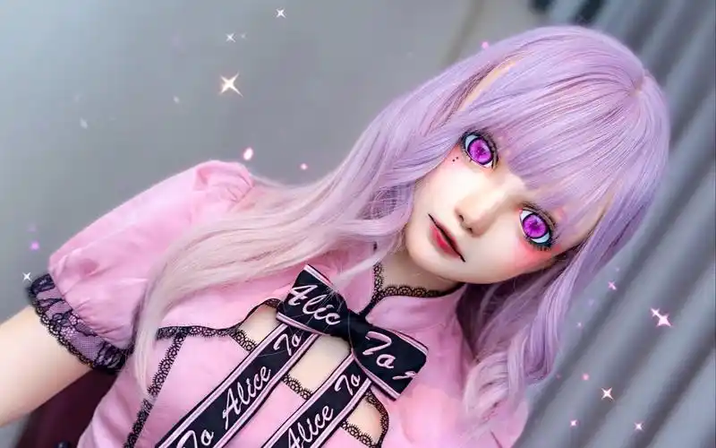 【kigurumi】特别正经的kig头壳小美女(新kig视频593)_哔哩哔哩_bili