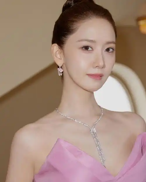 qeelin品牌代言人林允儿##林允儿0530生日快乐