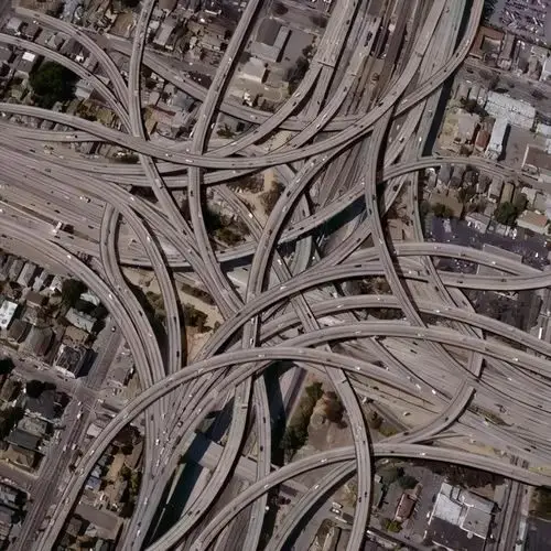 魔幻的重庆立交桥,逼疯导航虐哭司机,航拍效果如科幻大片_腾讯新闻