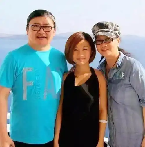 刘欢从小偏爱说相声却成乐坛大佬如今因女儿教育心有遗憾