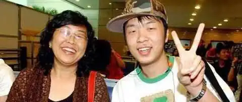 瞒不住了!原来杜海涛父母背景这么强大,网友:难怪沈梦辰要嫁他