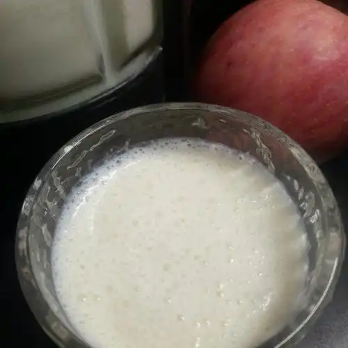 苹果奶昔健康饮品好喝又营养