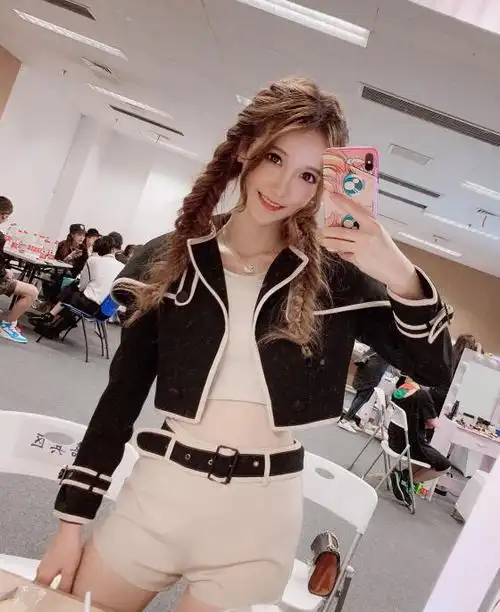 宸荨樱桃蔡梓彤高清性感福利照片抖音红人宸荨樱桃大长腿