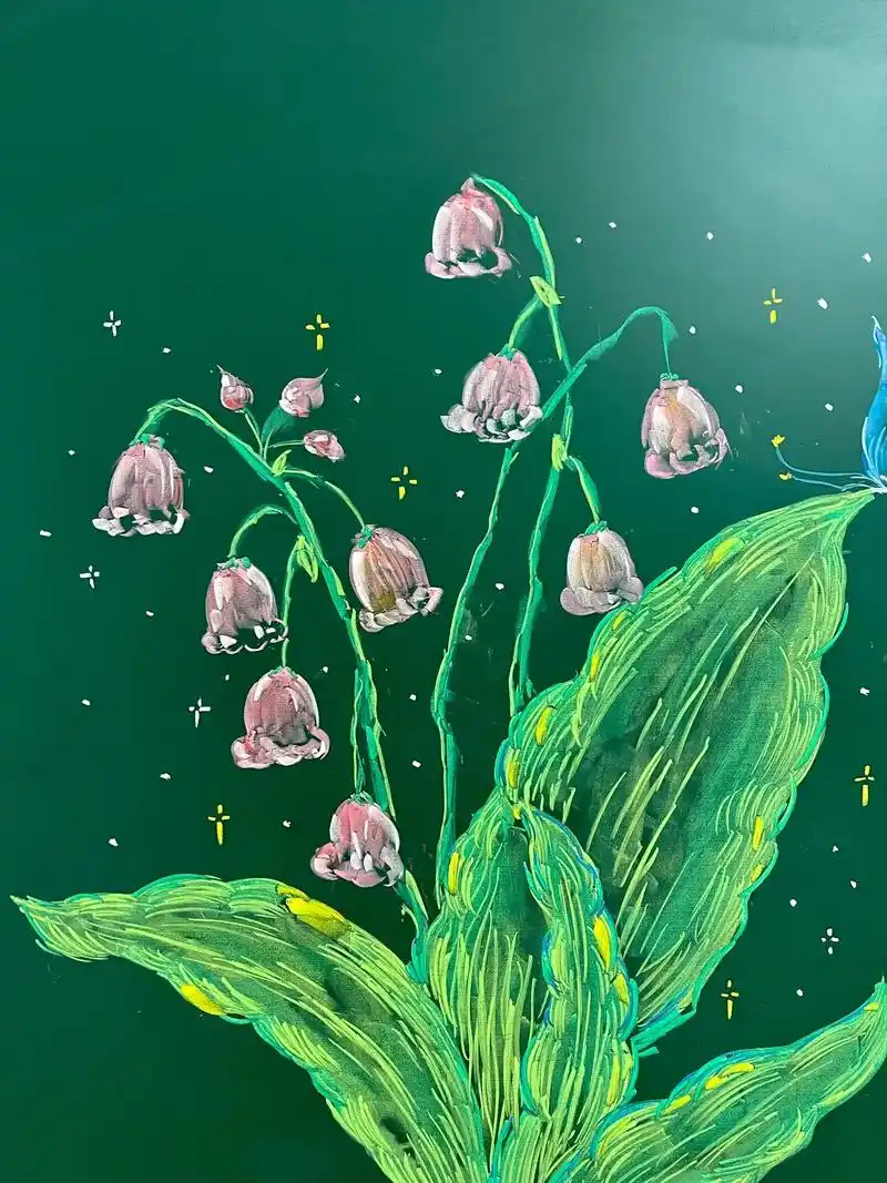 今天是粉色铃兰的一天.#粉笔画 #黑板报粉笔画 #一学就会系 - 抖音