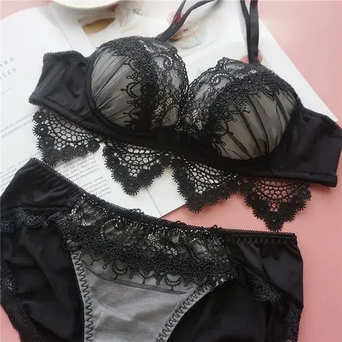 日系性感女郎 气质款少女文胸套装 黑网纱深v大钢圈内衣水溶花