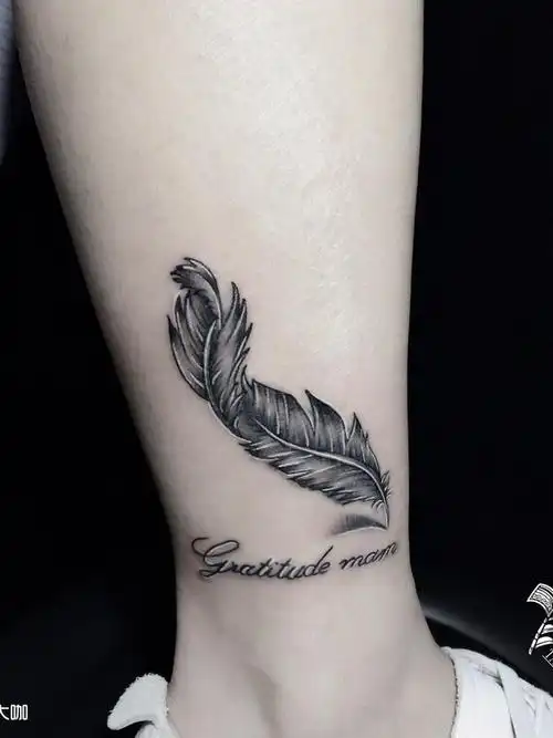 羽毛_纹身图案手稿图片_爆烟子的纹身作品集