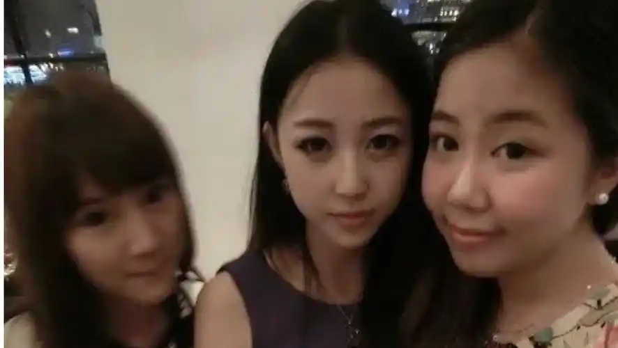 扒一扒潘玮柏的空姐妻子luna宣云