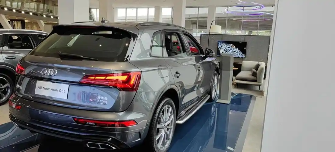 奥迪q5l40和45选择分享