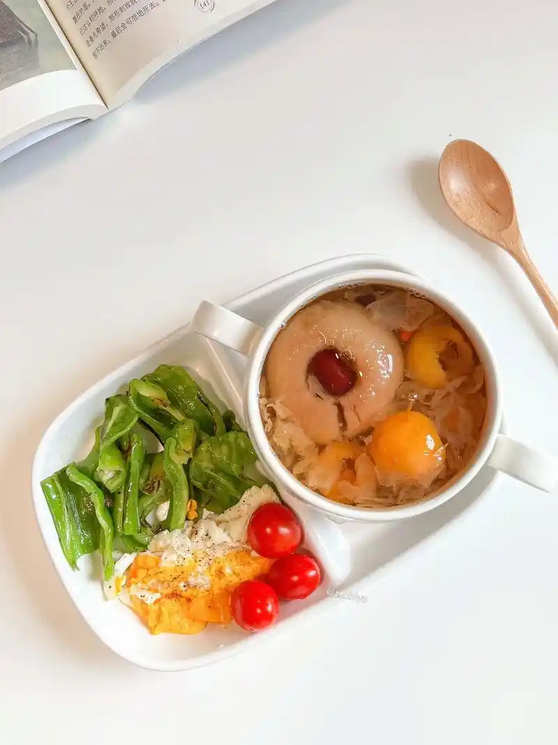 一人食|营养健康餐|冬季暖心甜品|梨汤.#图文热搜词创作任务 - 抖音