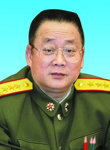 中央军事委员会委员,解放军总后勤部部长廖锡龙