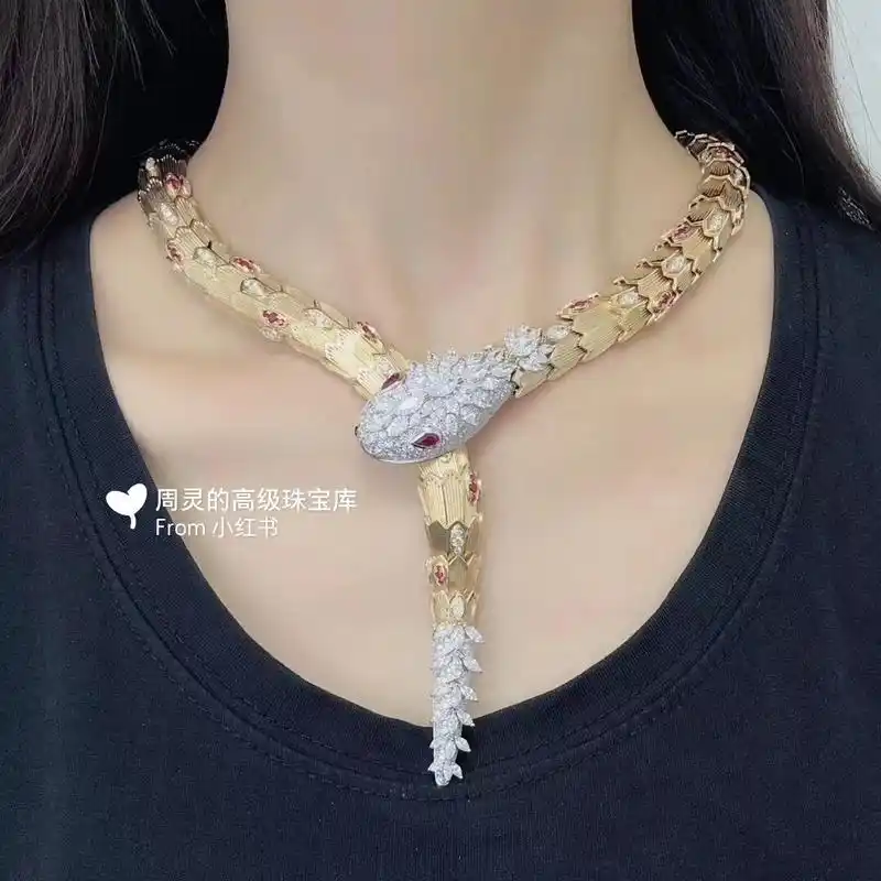 宝格丽豪华版蛇项链_项链_宝格丽怎么样_首饰_蛇头_serpenti_晚会