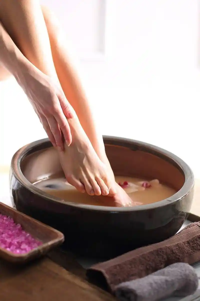 泡脚都有哪些好处?至少有这5大养生功效