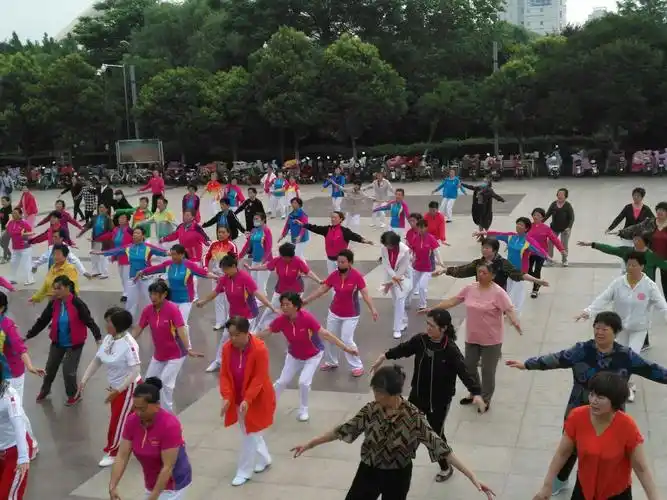 宿城区老年体协广场舞专项委员会送广场舞进社区公益活动圆满落幕!