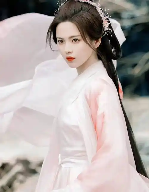 女明星的未播古装造型,杨幂angelababy太惊艳,刘诗诗天选古人_感觉