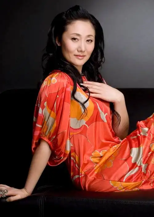 相关问题三,娟子是什么星座,娟子个人资料