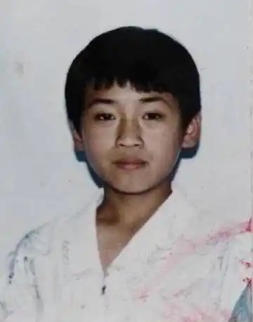 靳东马伊琍袁泉雷佳音吴越 我的前半生主演童年照