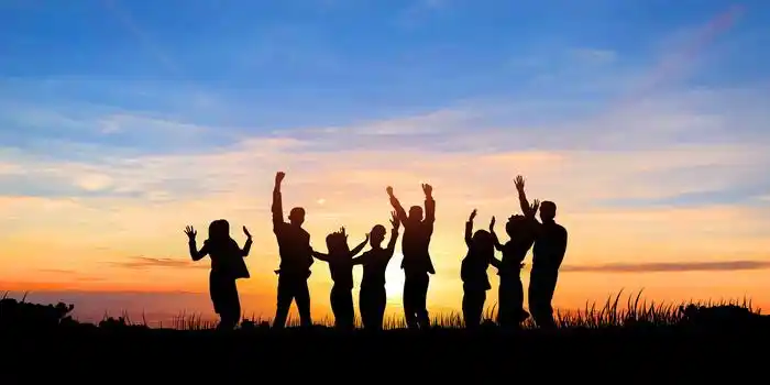 ppt青春背景图片大全_ppt青春背景素材下载_熊猫办公