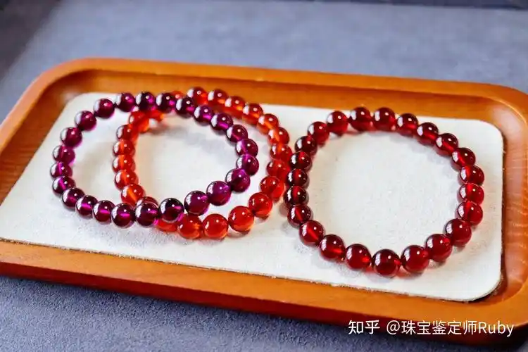 石榴石这三种颜色你都见过吗