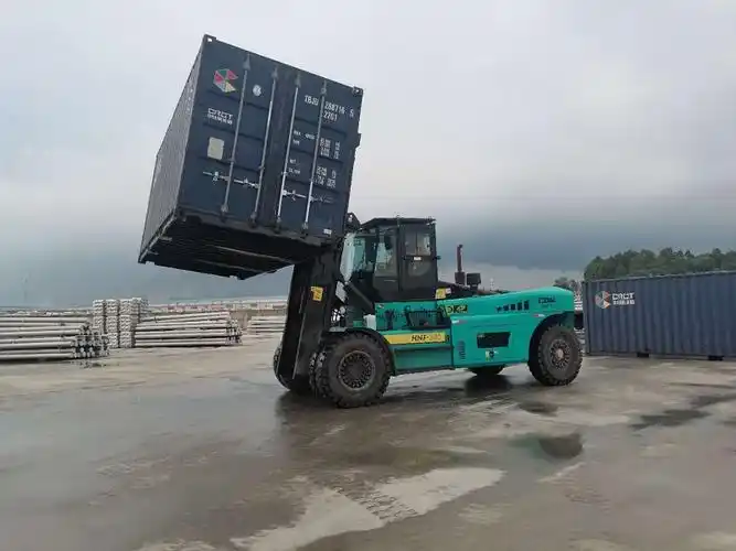 集装箱30吨叉车 高门架举升5.5米堆垛重箱30吨叉车