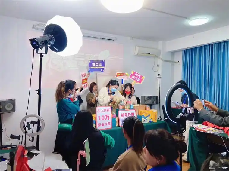 福州农禾抖音电商直播基地:带货出城 更带新人共发展 -原创新闻 - 东