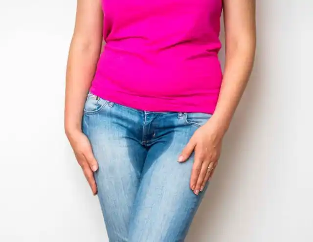 女性经常憋尿,当心憋出4种病,最好改掉,避免给身体造成损伤