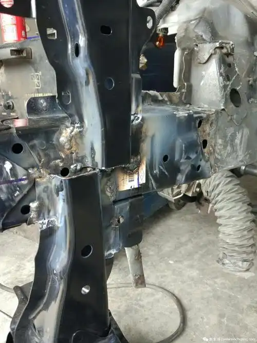 精心设计的龙门架