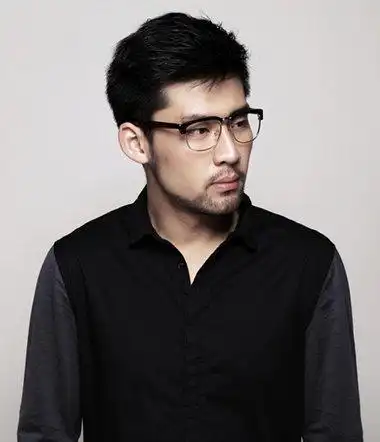 男士前面微偏中短发型 2016年中年男士短发发型