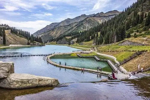 乌鲁木齐天山大峡谷迷人风光