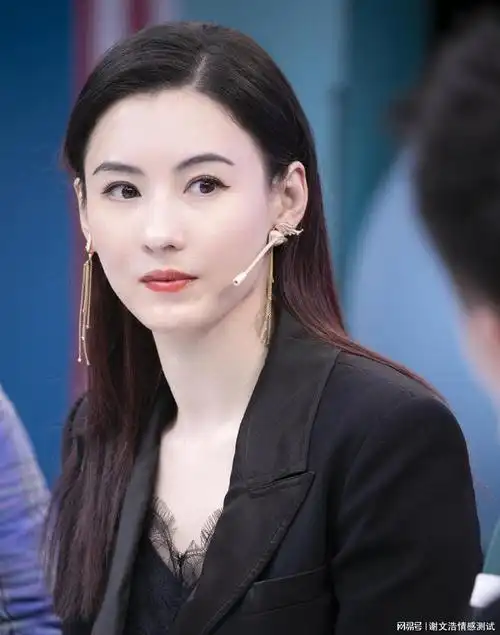 张柏芝停工休息疑怀四胎, 孩子生父身份成娱乐圈最大|