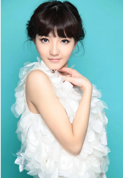 > 正文 五,仍需努力型 李正彦琦进入影视圈之前是一 位专业的舞蹈演员