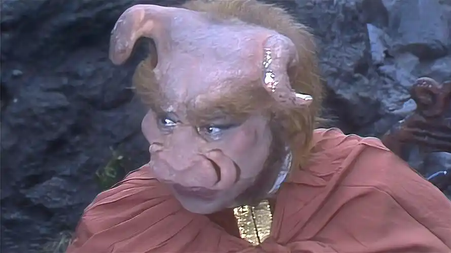 西游记:猴哥变成牛魔王,狂吹齐天大圣,引起了红孩儿的怀疑