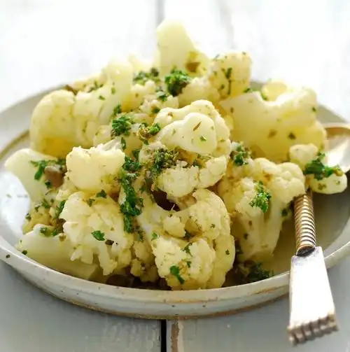 10道经典素菜做法,简单美味比肉还香!