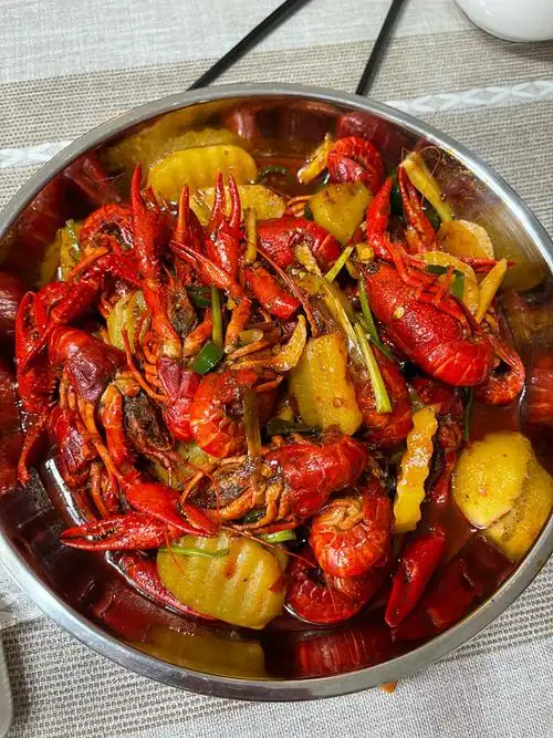 柠檬不酸2878_wcq3做的麻辣小龙虾