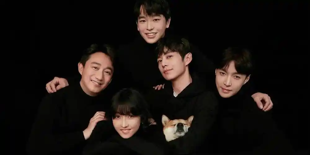 向往的生活海报流出,张子枫张艺兴各有千秋,粉丝:有点异样_何炅_妹妹