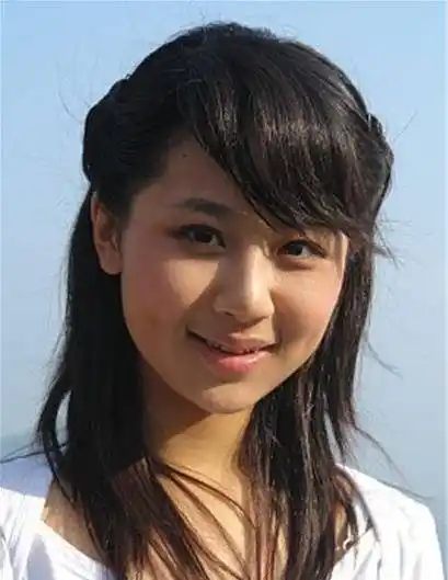 杨紫晒写真被质疑微整,拿早期照片对比一眼辨出_因为_变化_相机