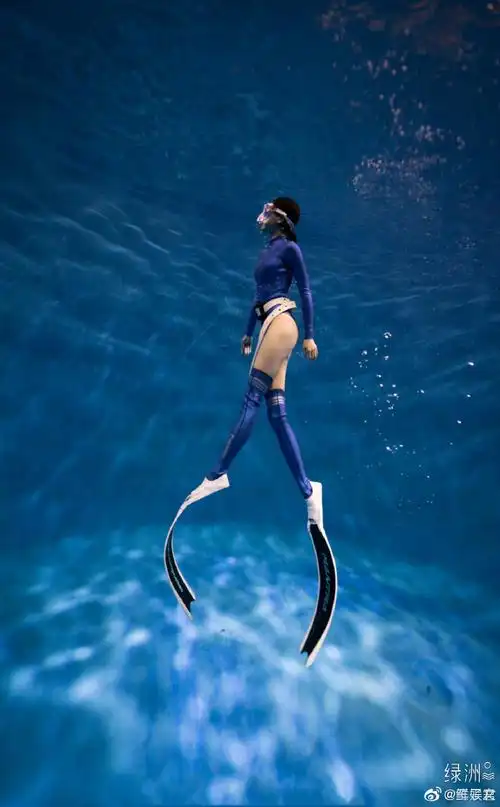 王子文请你喝奶茶