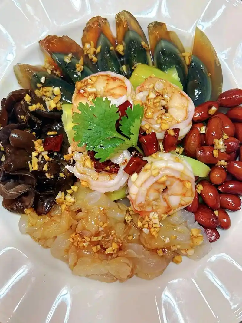 余姚的皮蛋,松原的黑木耳,青岛的大虾,舟山的海蜇头,海阳的黄 - 抖音