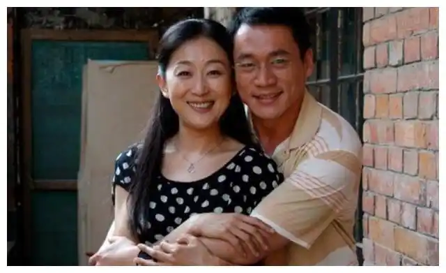 陈瑾:56岁无儿无女,还和亲哥约定一生不婚,她究竟是怎么想的?